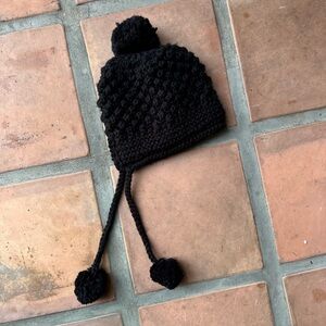 Dakine Beanie Toque Womens One Size Black Basket Weave Knit Acrylic Ear Flap Pom